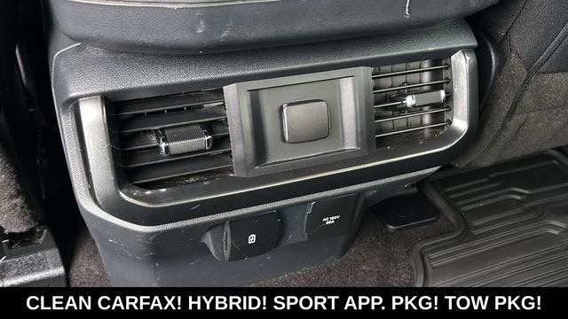Used 2022 Agate Black Metallic Ford XLT image 8