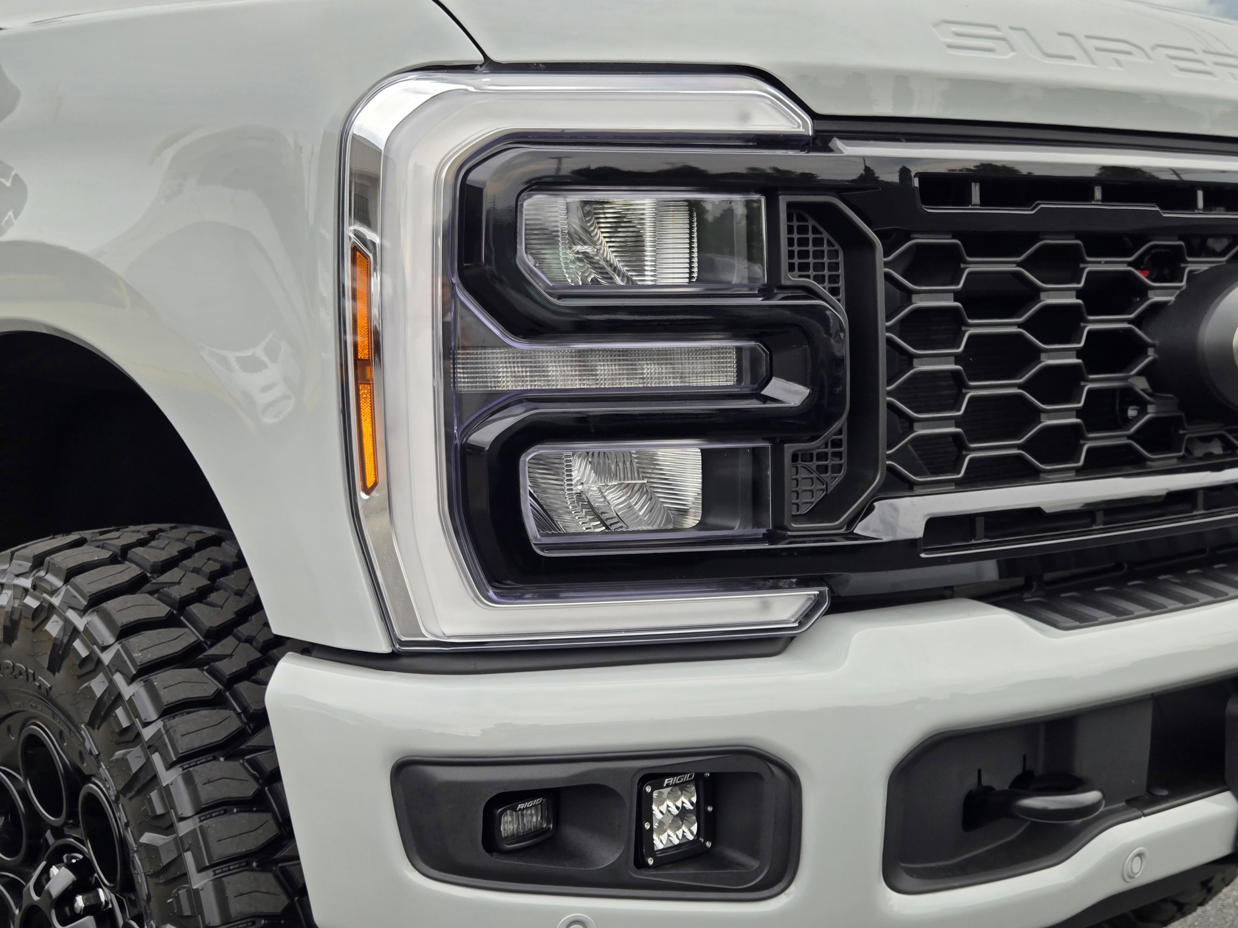 New 2026 Avalanche Ford F-250® Lariat® image 5