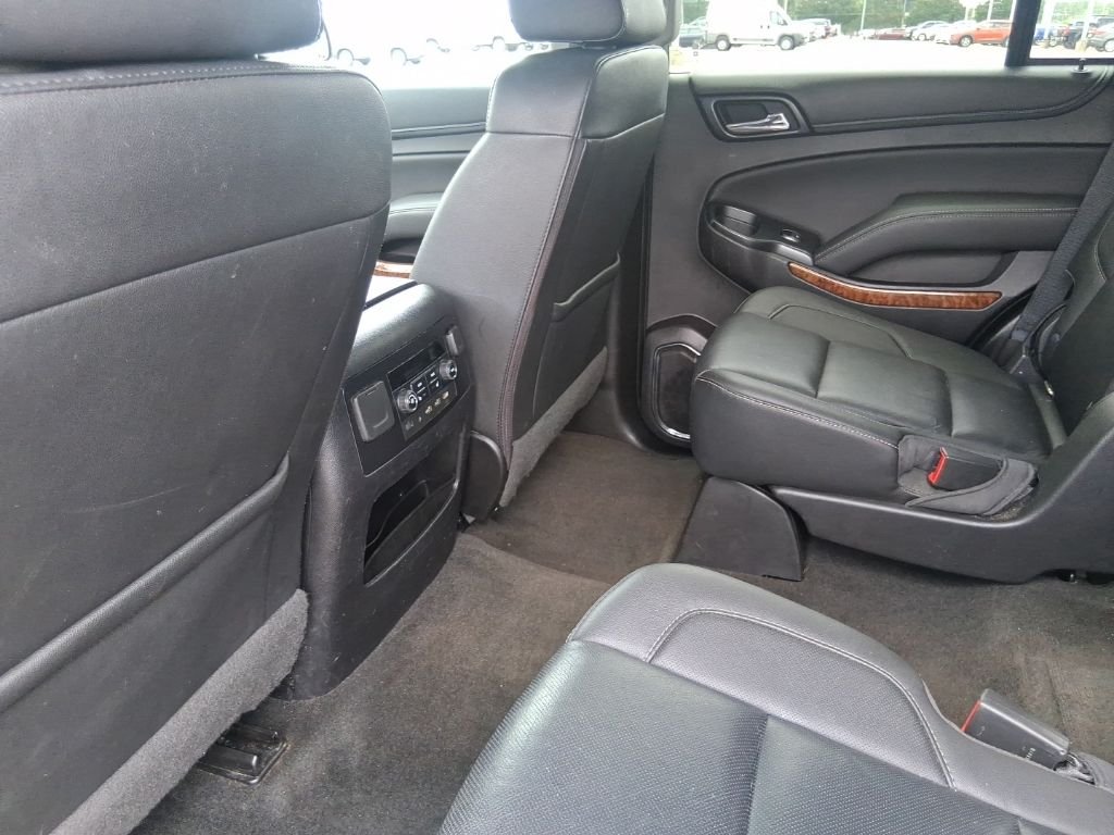 Used 2018 Black Chevrolet Premier image 17