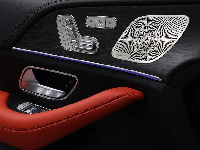 New 2026 MANUFAKTUR Alpine Grey Mercedes-Benz AMG® GLE 53 4MATIC+ Coupe image 28