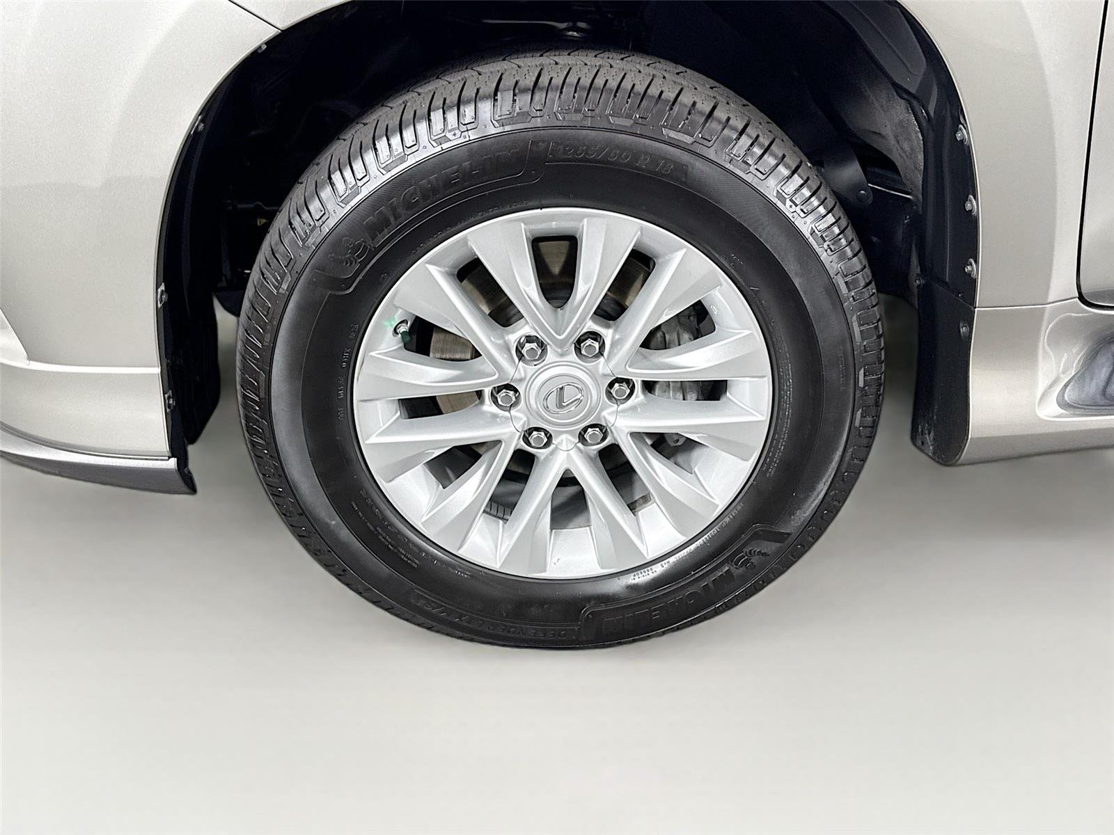 Used 2021 Atomic Silver Lexus GX 460 Premium image 44