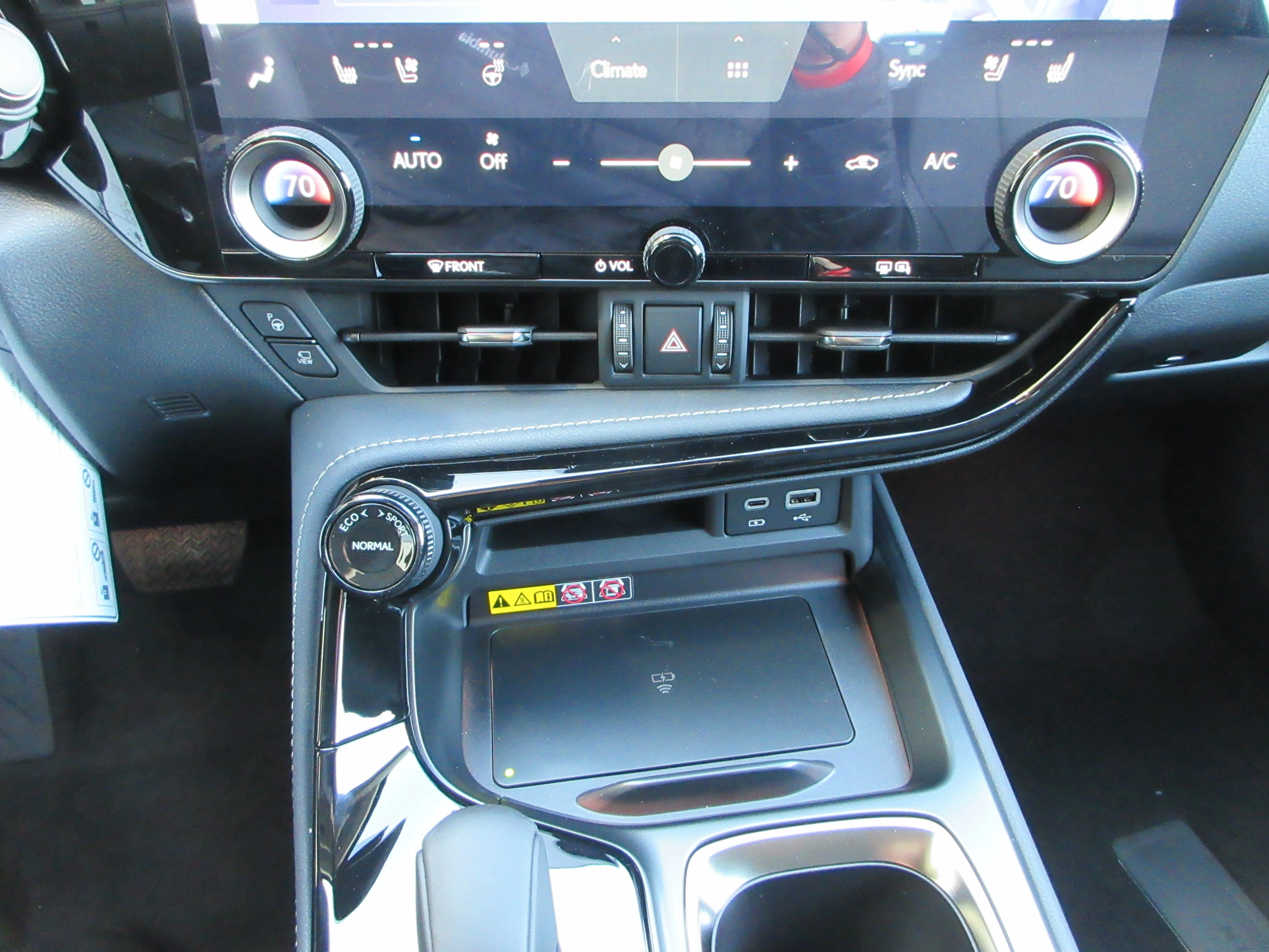 2026 Lexus NX 450h+ Luxury - Photo 42