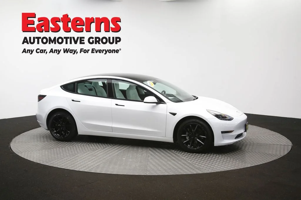 Used 2023 White Tesla Base image 41