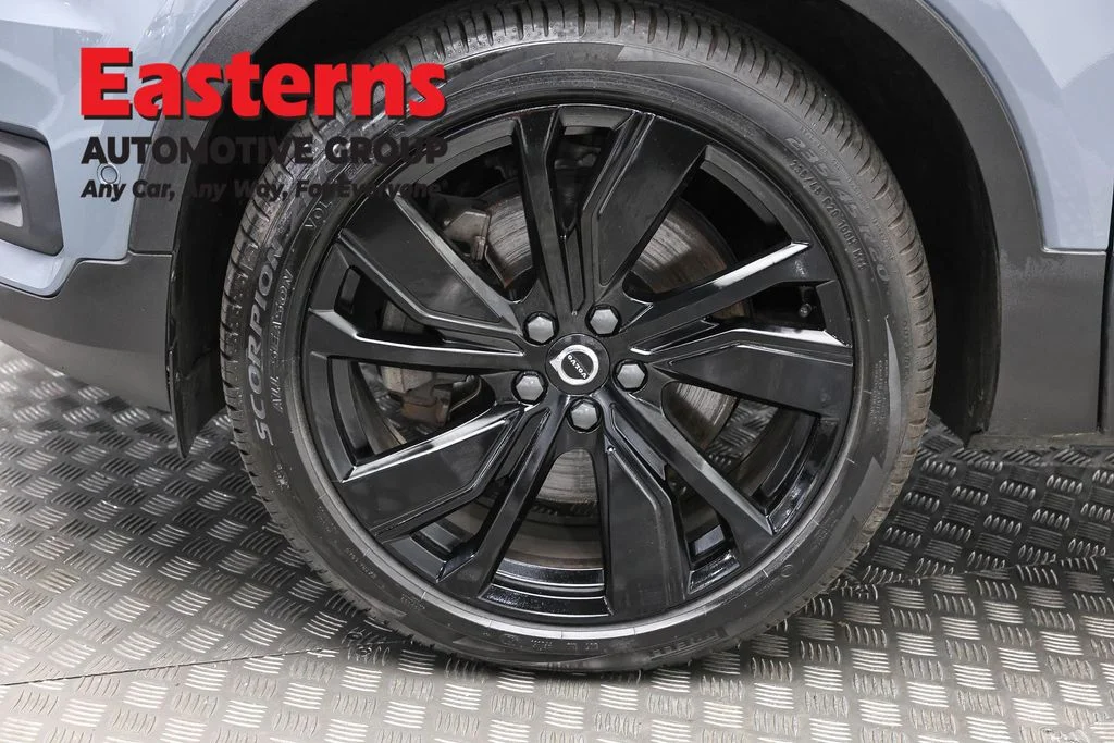 Used 2022 Gray Volvo P8 Ultimate image 32