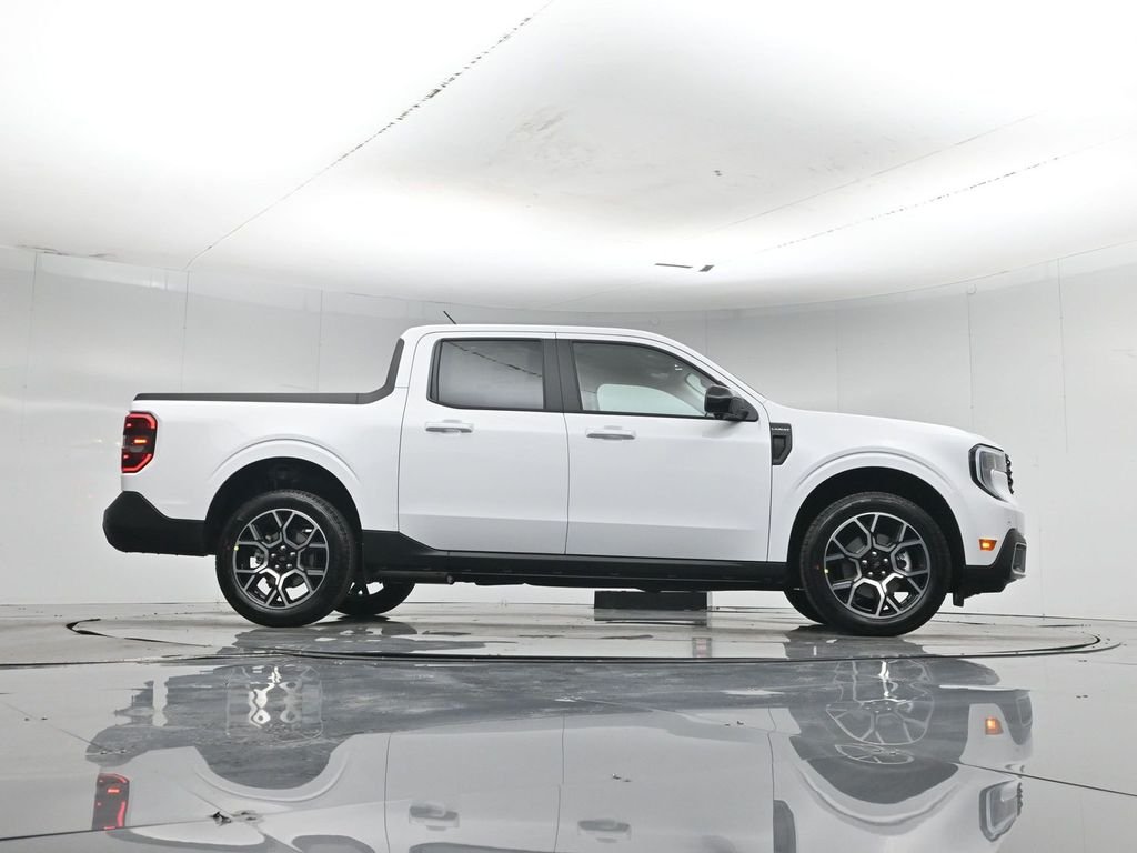 New 2026 Oxford White Ford Lariat image 48