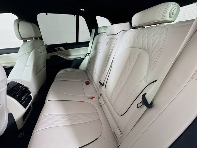 New 2026 White Metallic BMW xDrive50e image 26