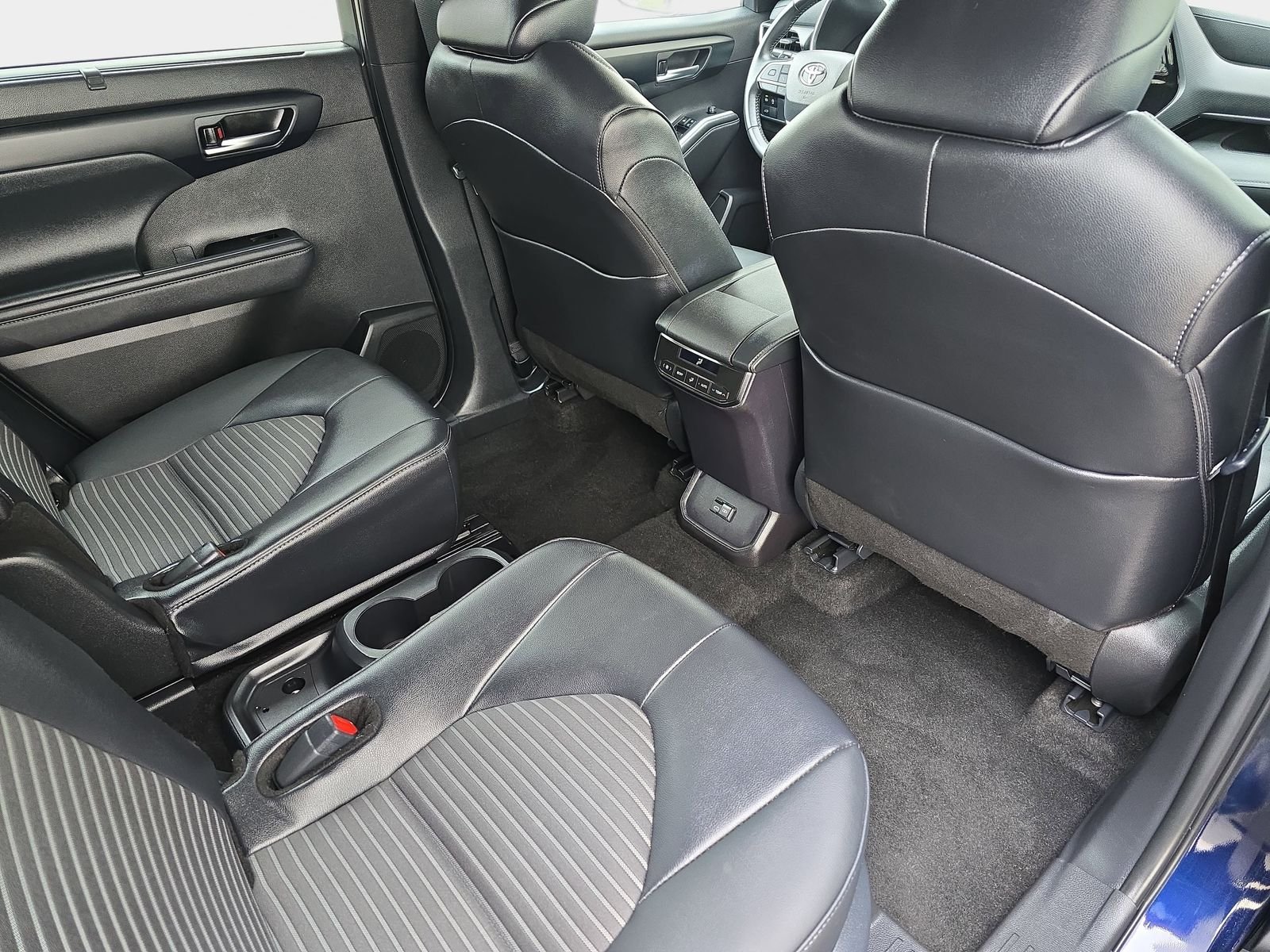 Used 2025  Toyota XSE image 13