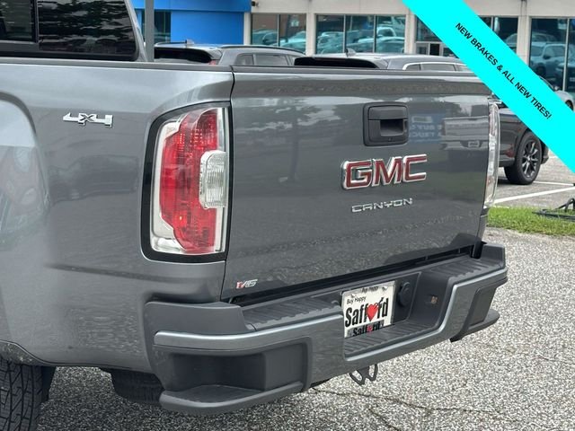 Used 2022 Gray GMC Elevation image 10