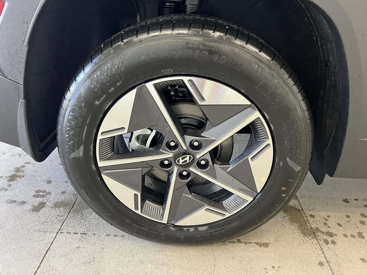 New 2026 Phantom Black Hyundai SEL AWD image 9