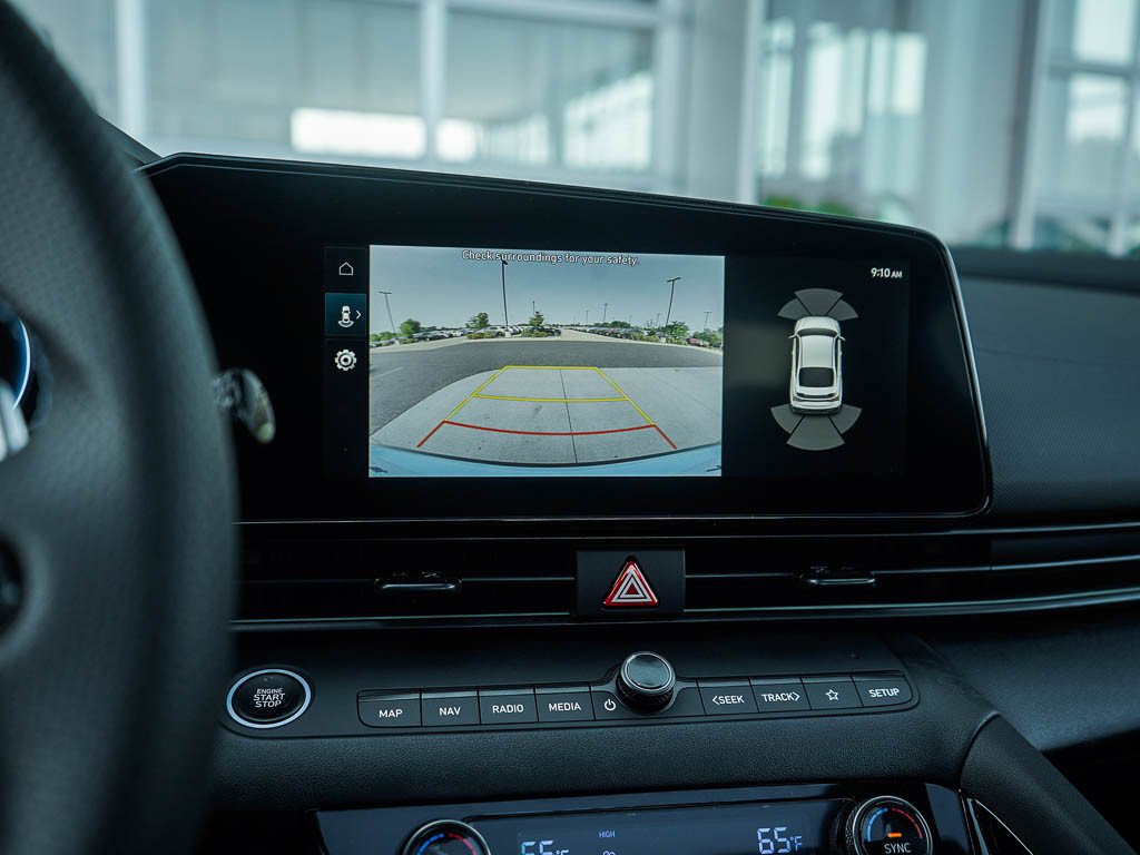 New 2026 Abyss Black Hyundai DCT FWD image 22