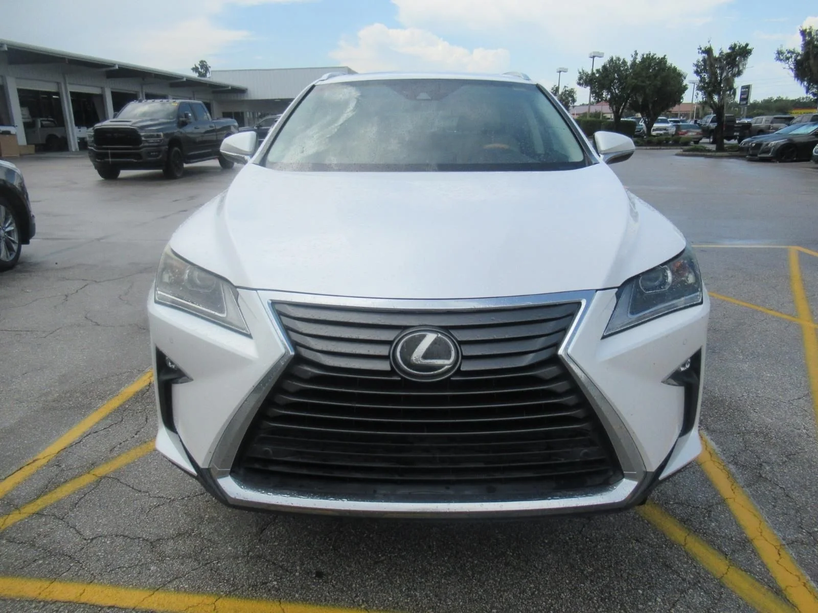 Used 2017 White Lexus 350 image 3