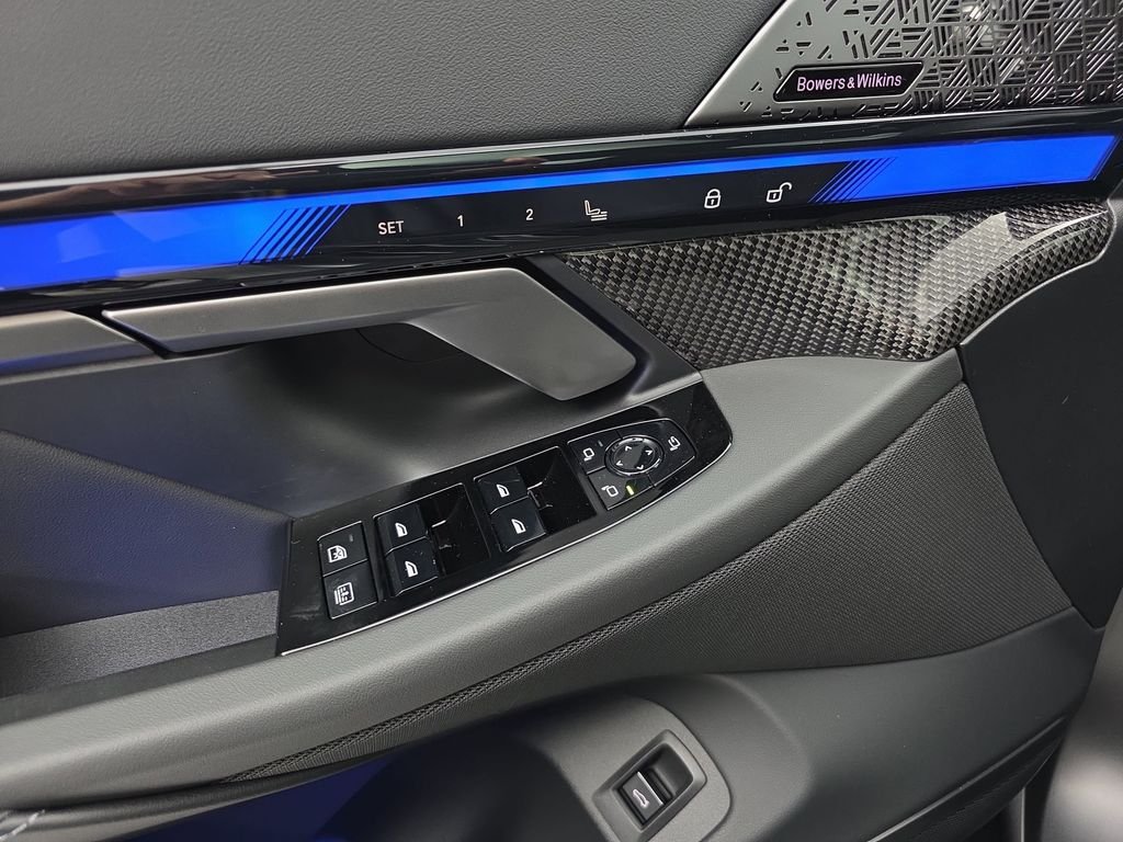New 2026 Carbon Black Metallic BMW  image 27