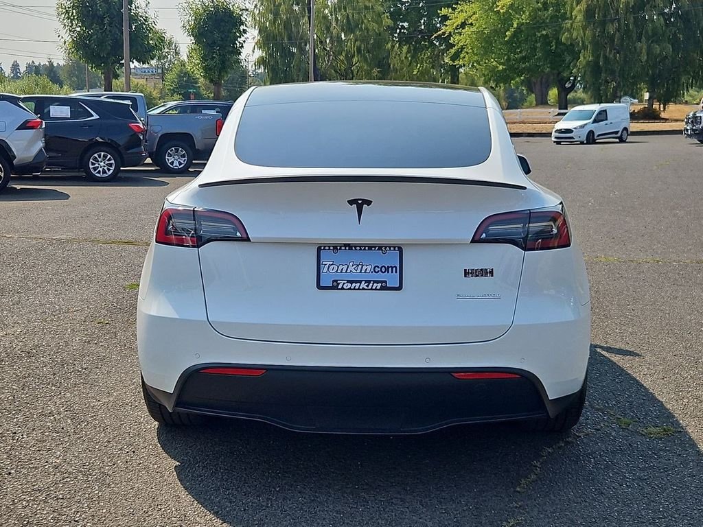 Used 2022 White Tesla Performance image 4