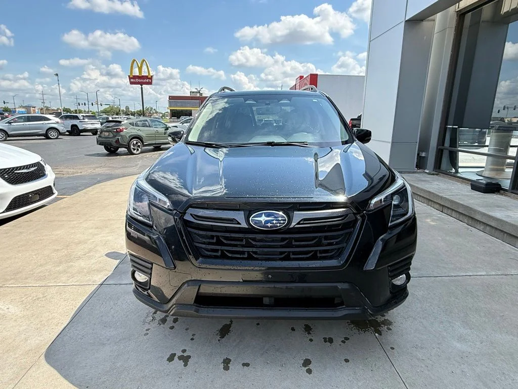 Used 2022 Black Subaru Limited image 5