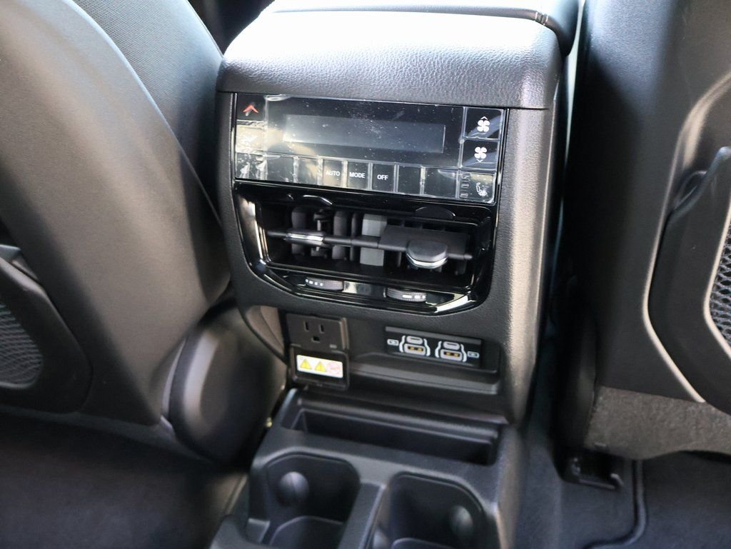 2025 Jeep Grand Cherokee L Limited - Photo 12