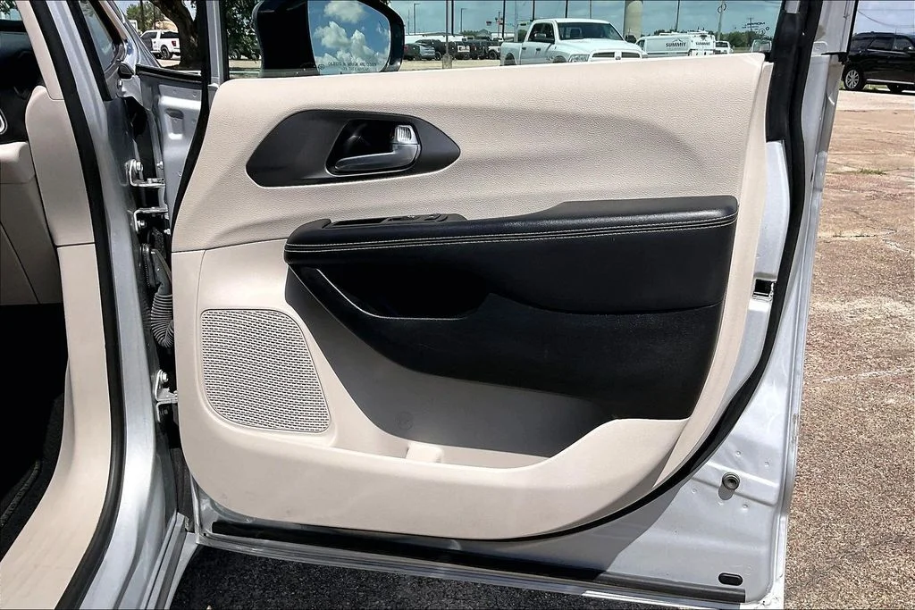 Certified Used 2024 Silver Chrysler Touring L image 29