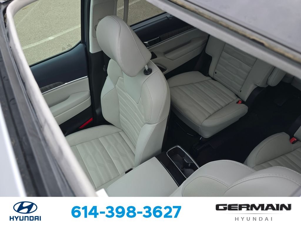 Used 2024 Black Kia SX-Prestige image 22