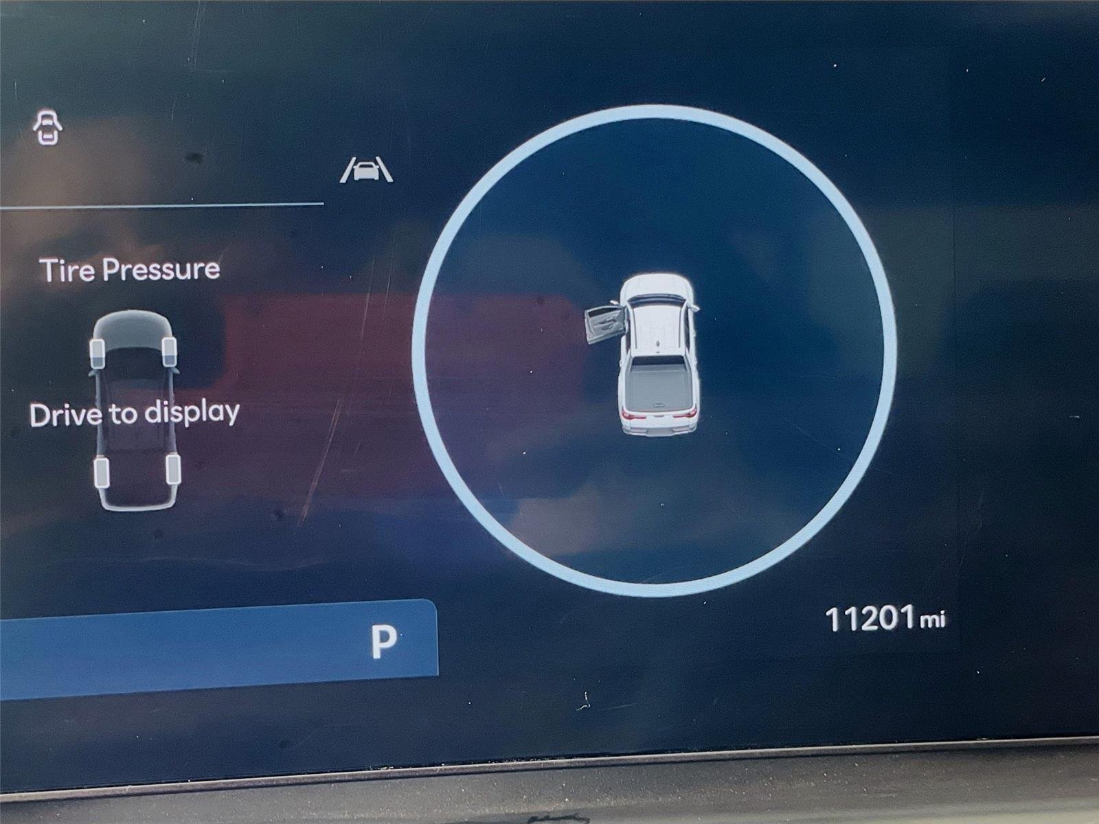 Used 2025 Hampton Gray Hyundai SEL Activity image 16