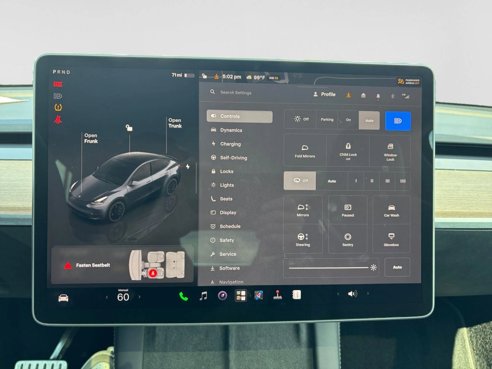 Used 2023  Tesla Performance image 23