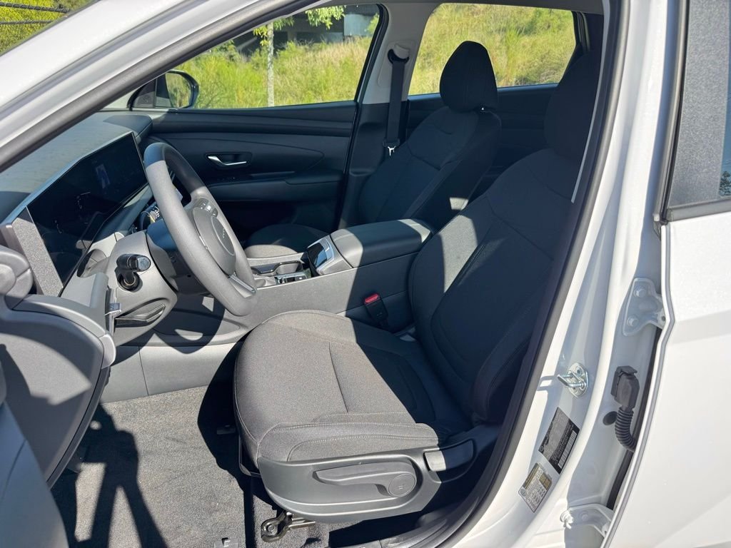 Certified Used 2026 White Hyundai SE image 14