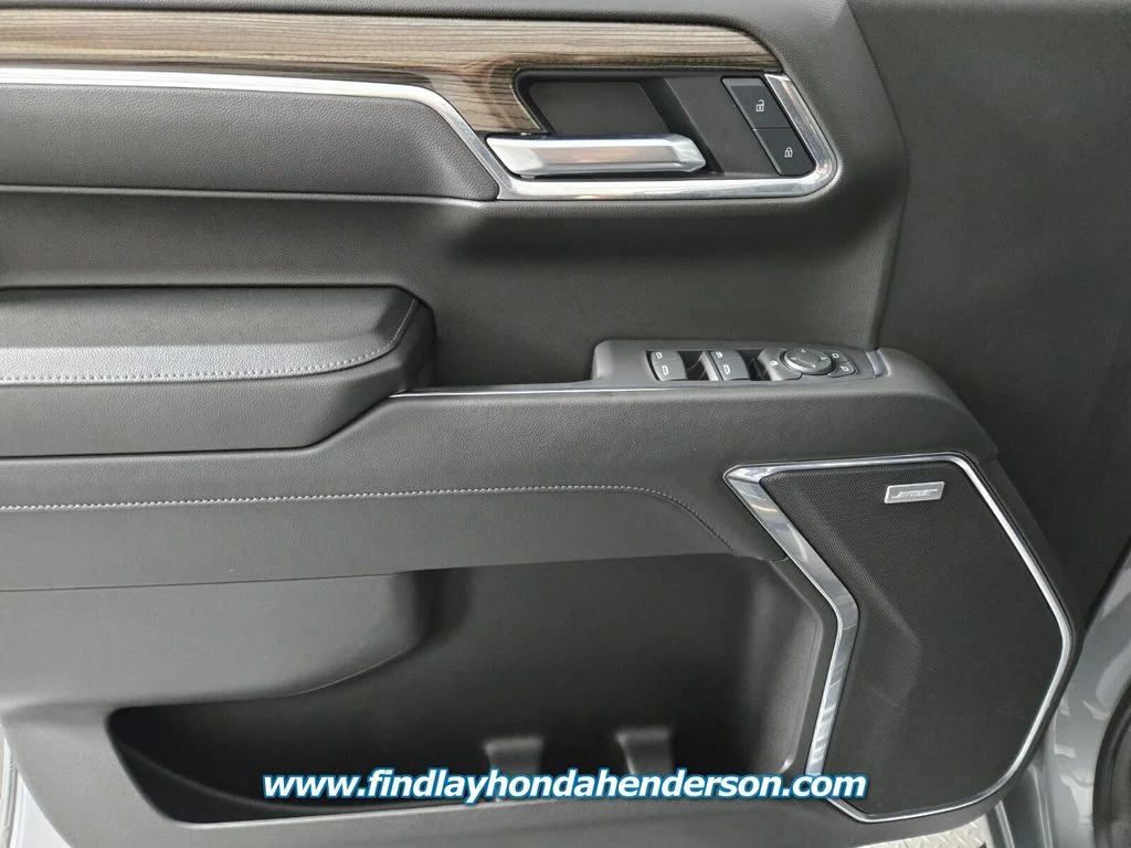 Used 2025 Sterling Gray Metallic Chevrolet LT Trail Boss image 24
