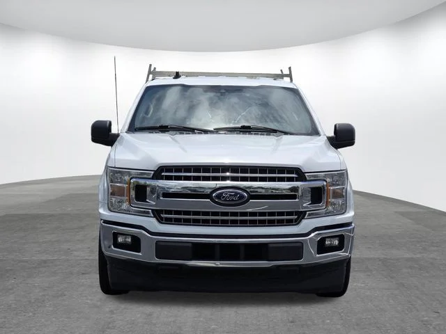 Used 2020 Oxford White Ford XLT image 2