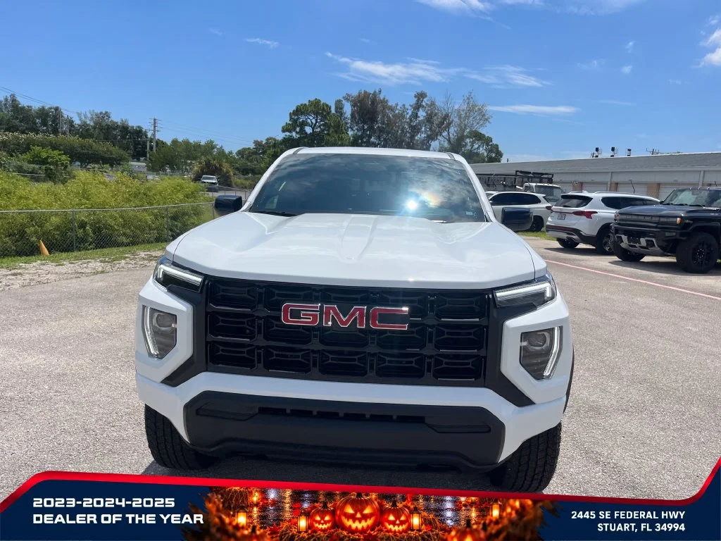 New 2026 Summit White GMC Elevation image 2