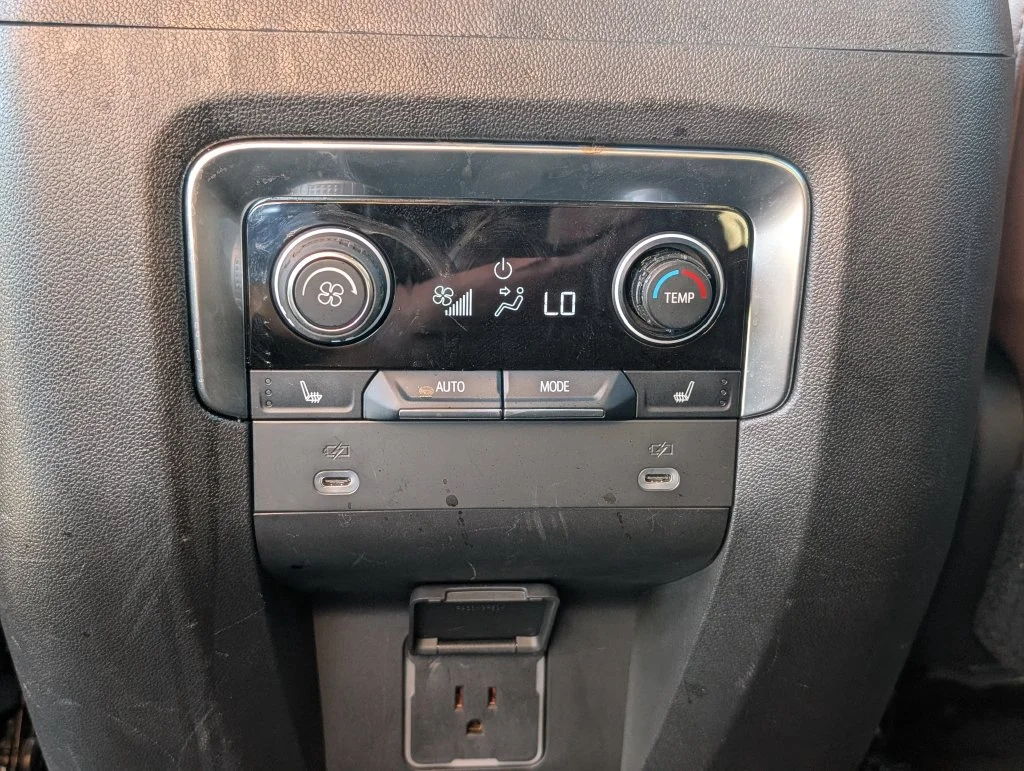 Used 2021 Beige Chevrolet High Country image 36