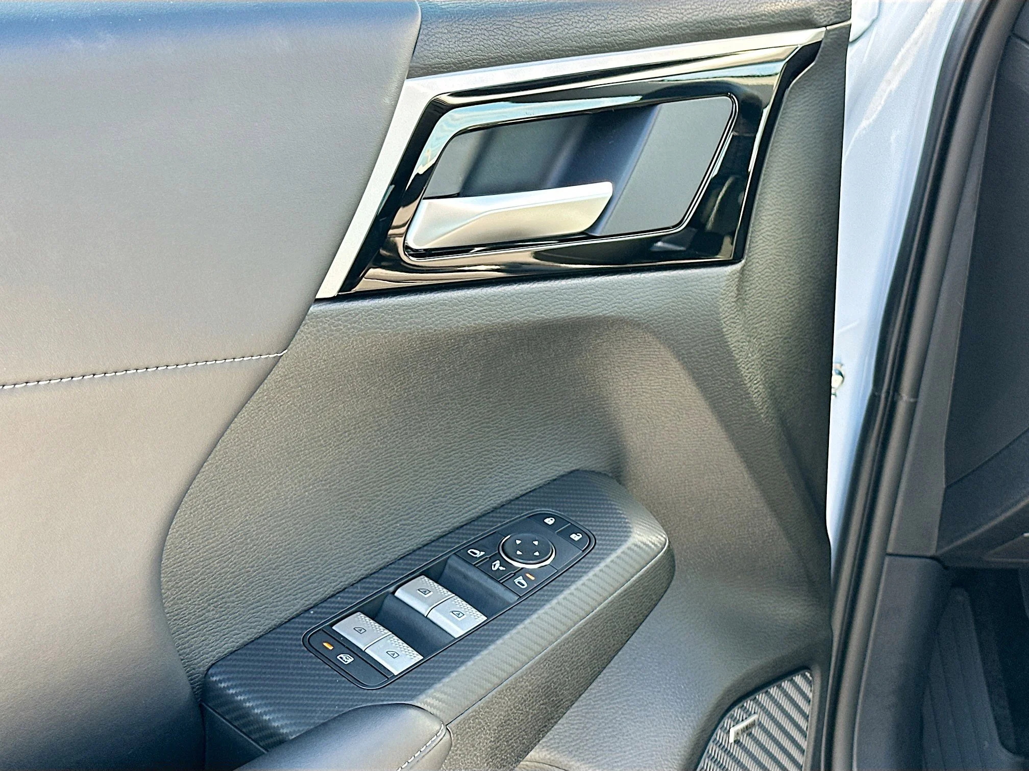 2026 Mitsubishi Outlander Trail Edition - Photo 13