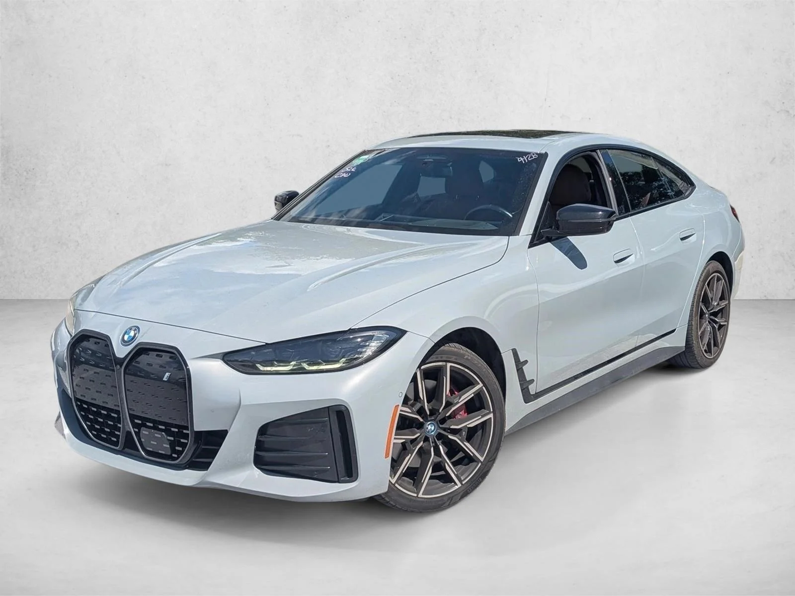2023 BMW i4 eDrive40's photo
