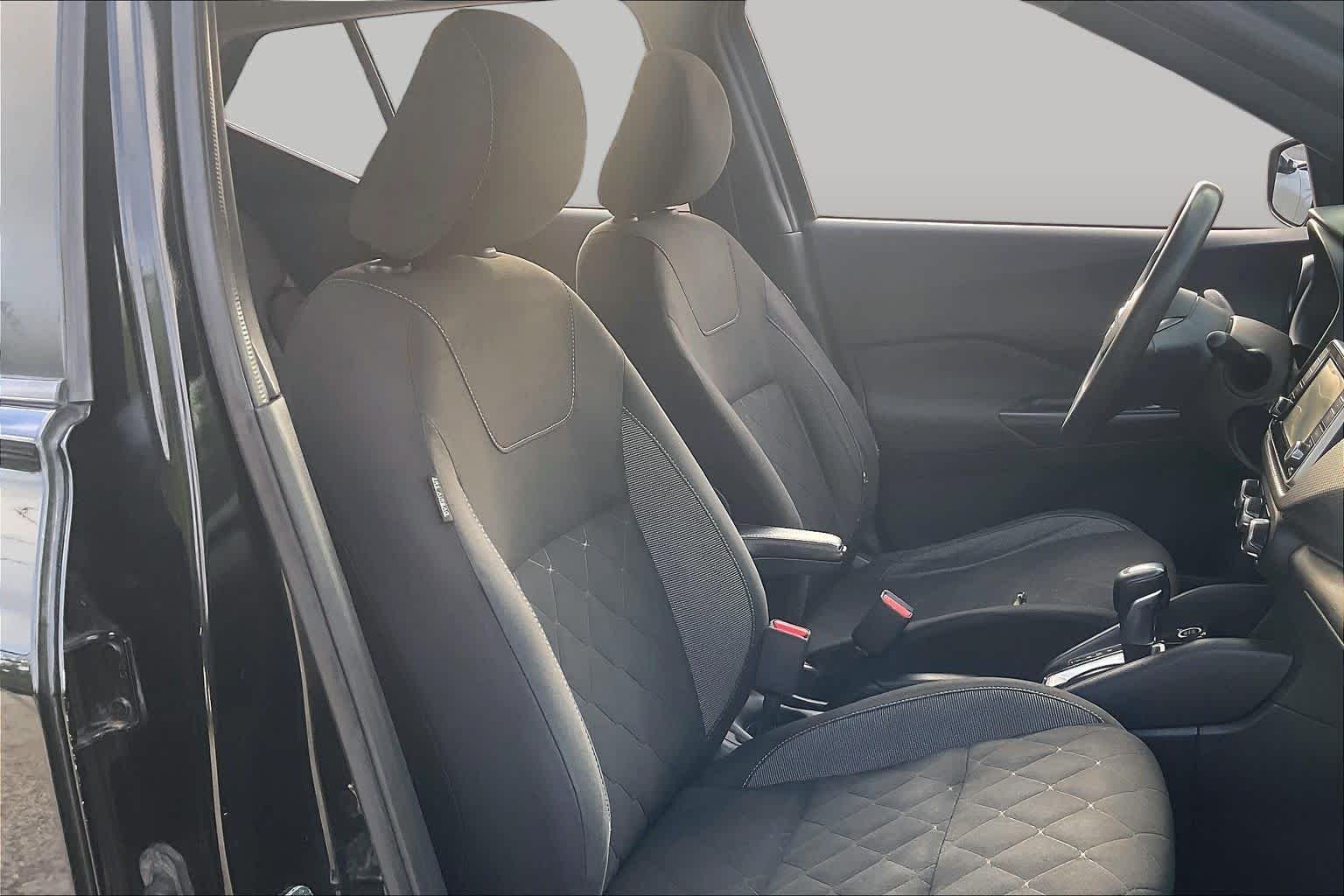 Used 2020 Super Black Nissan S image 9