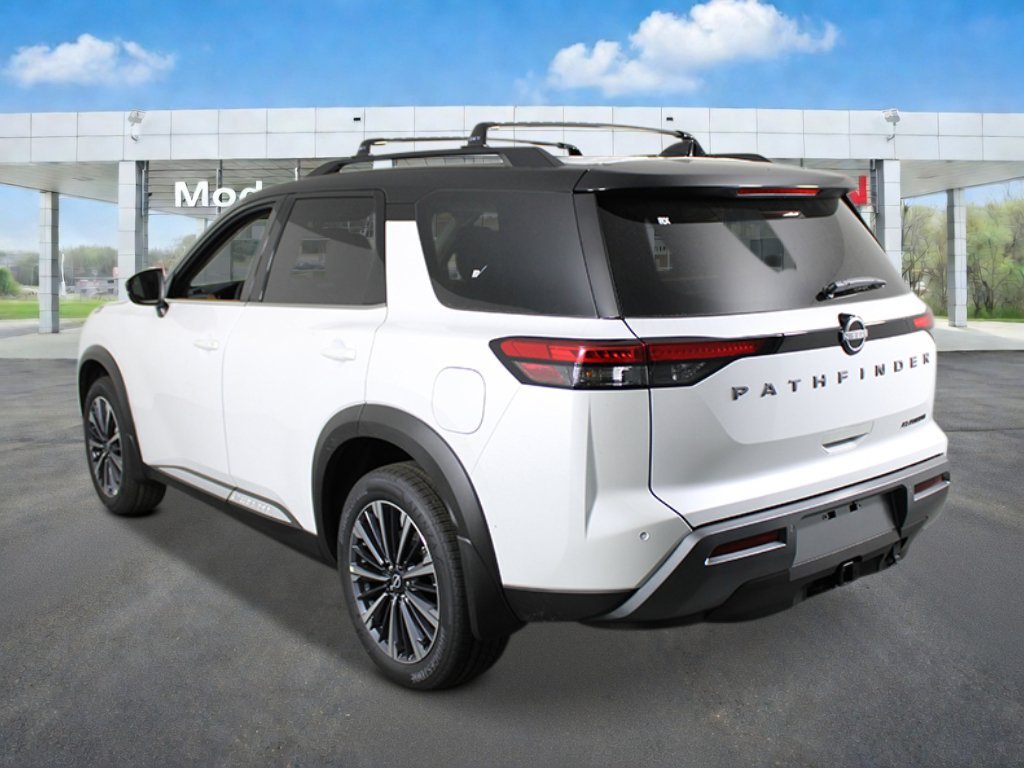New 2026 Everest White Pearl TriCoat / Super Black Two-tone Nissan Platinum image 3