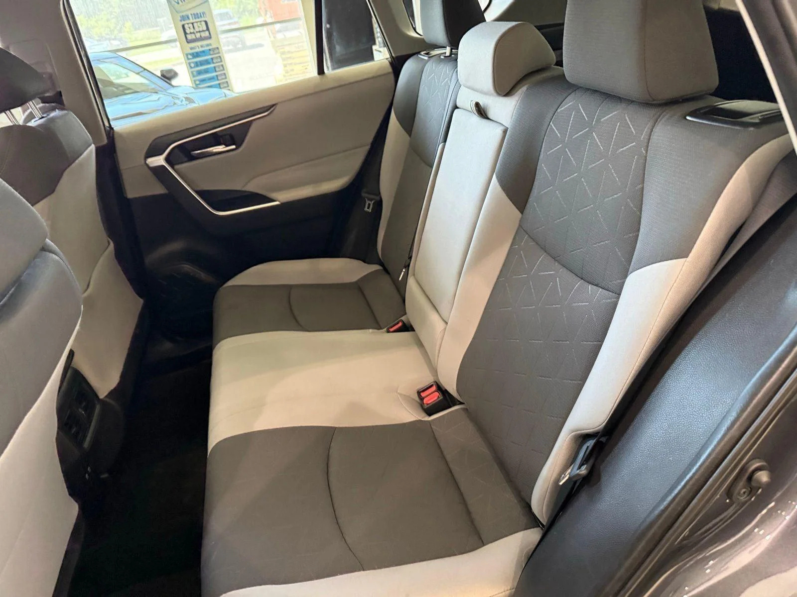 Used 2019 Magnetic Gray Metallic Toyota XLE image 7