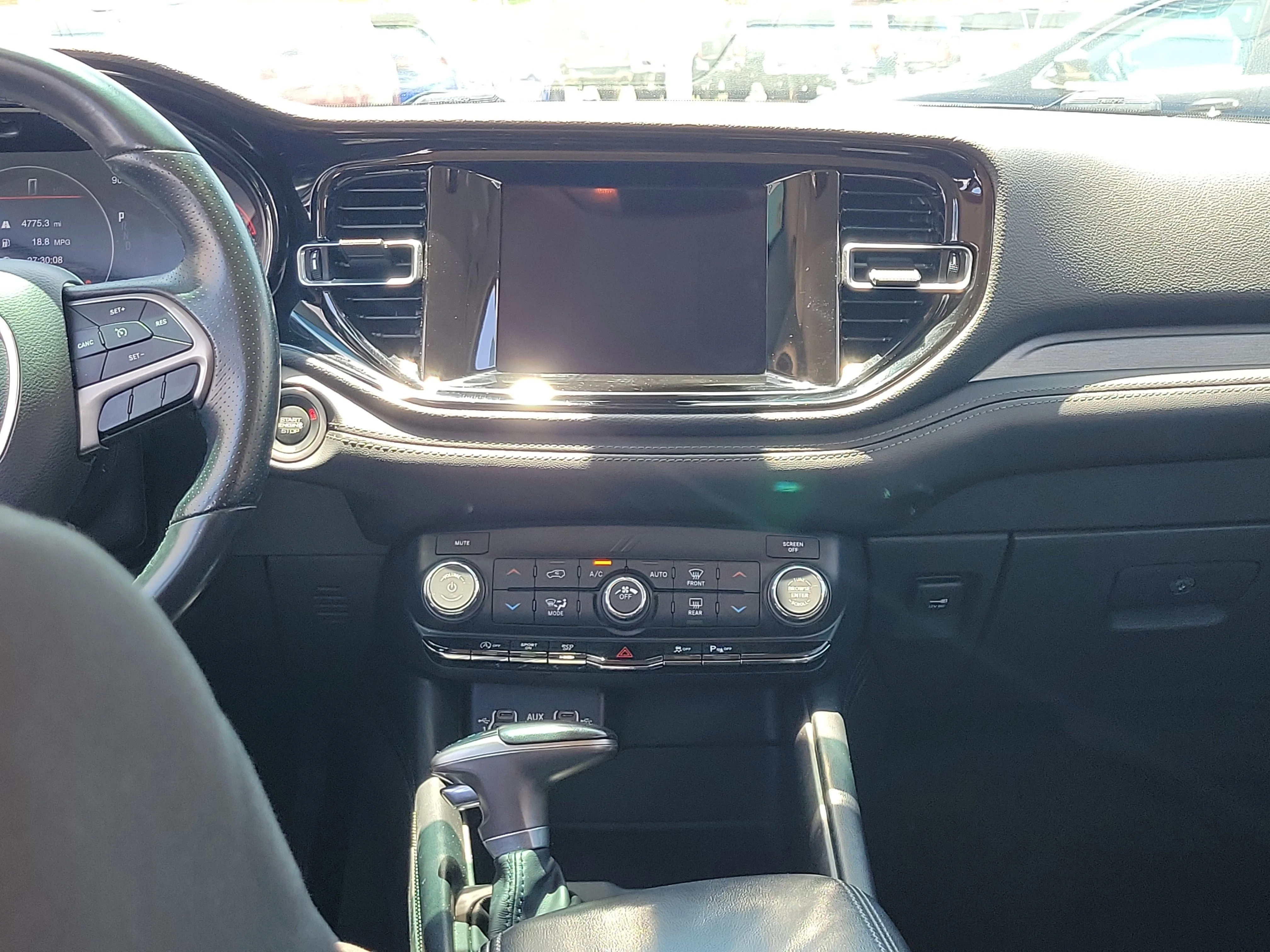 Used 2022 DB Black Clearcoat Dodge SXT image 19