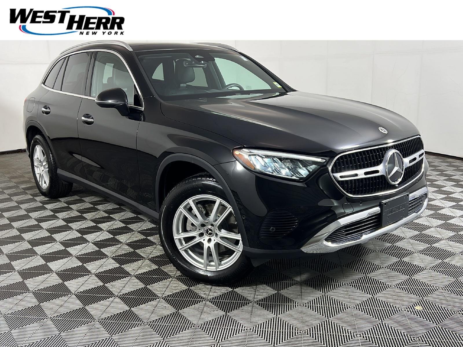 Used 2023 Black Mercedes-Benz GLC 300 image 1