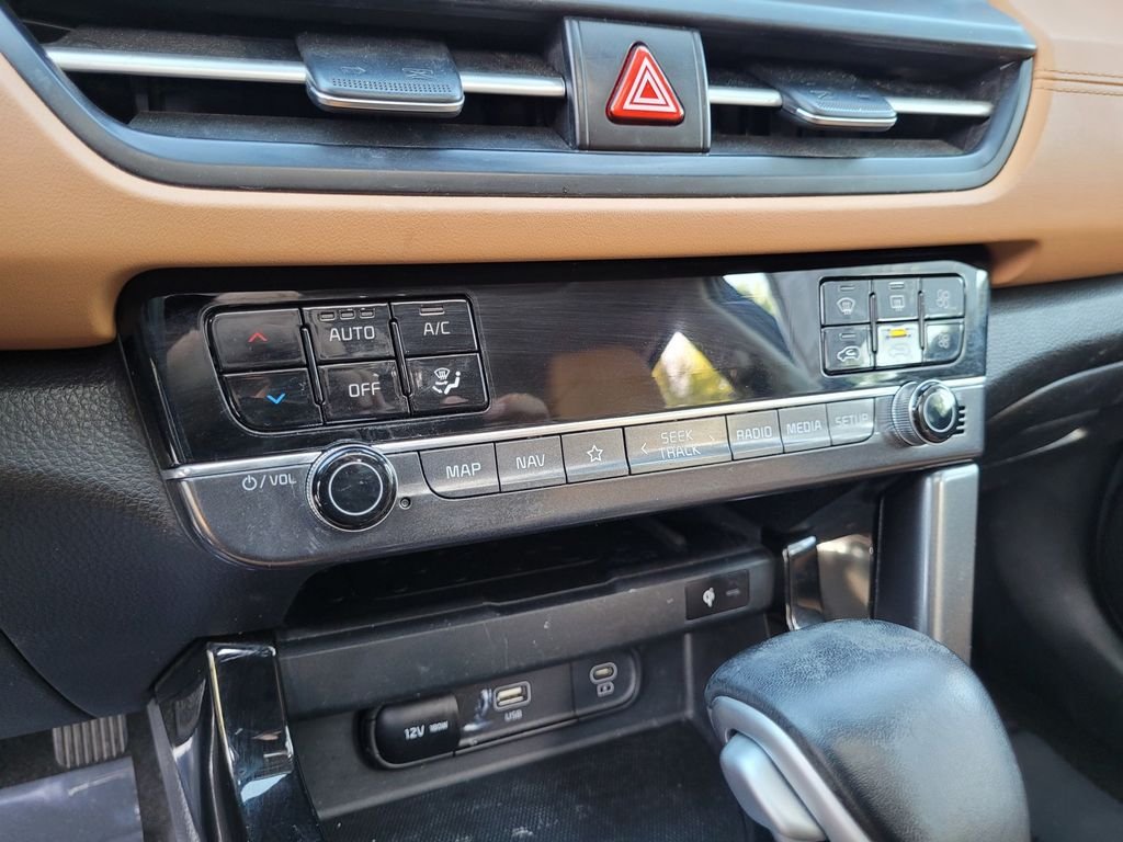 Used 2024 Gray Kia EX image 20
