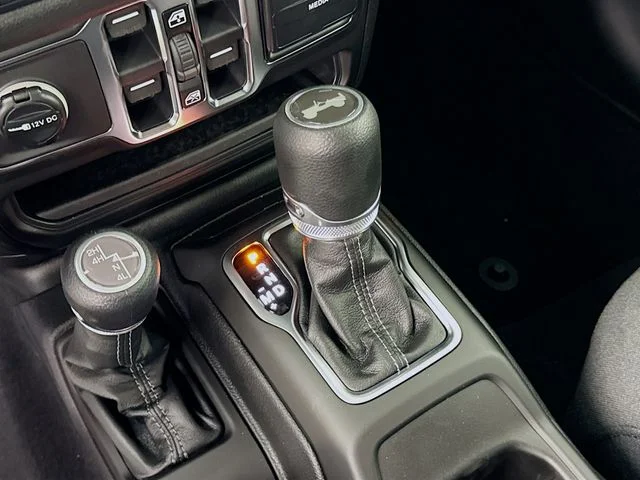 New 2026 Reign Exterior Paint Jeep Sport S image 16