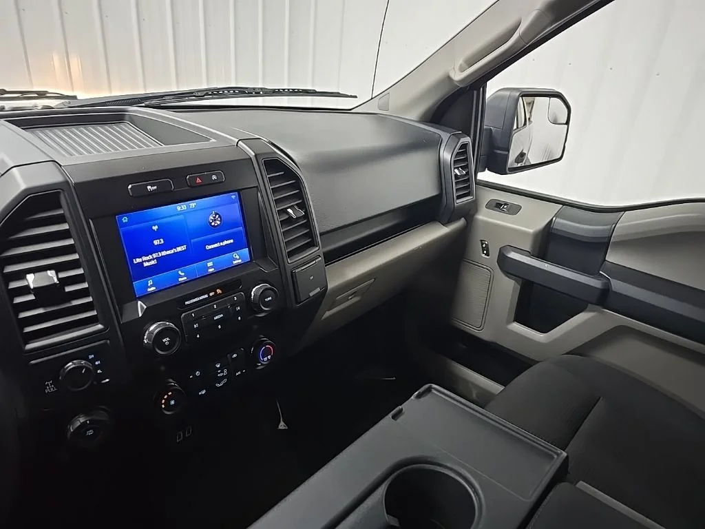 Used 2020 Magnetic Ford XL image 29