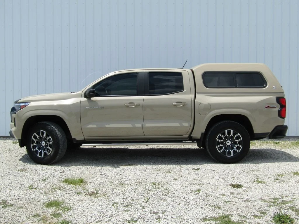 Used 2023 Beige Chevrolet Z71 image 6