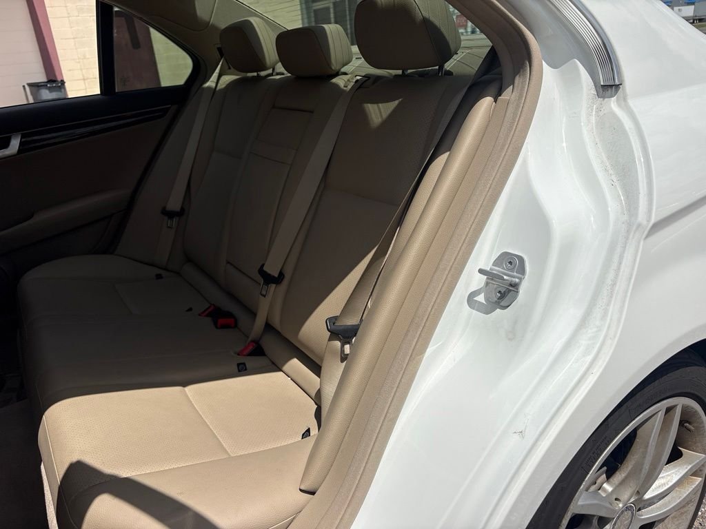 Used 2014 White Mercedes-Benz C 250 image 11