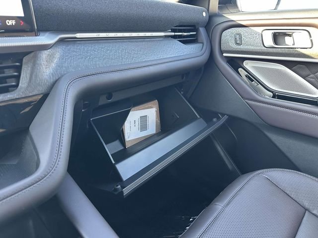 2026 Ford Explorer Platinum - Photo 46