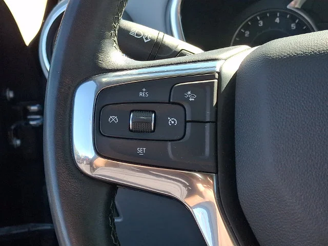 Used 2022 Gray Chevrolet LT image 20