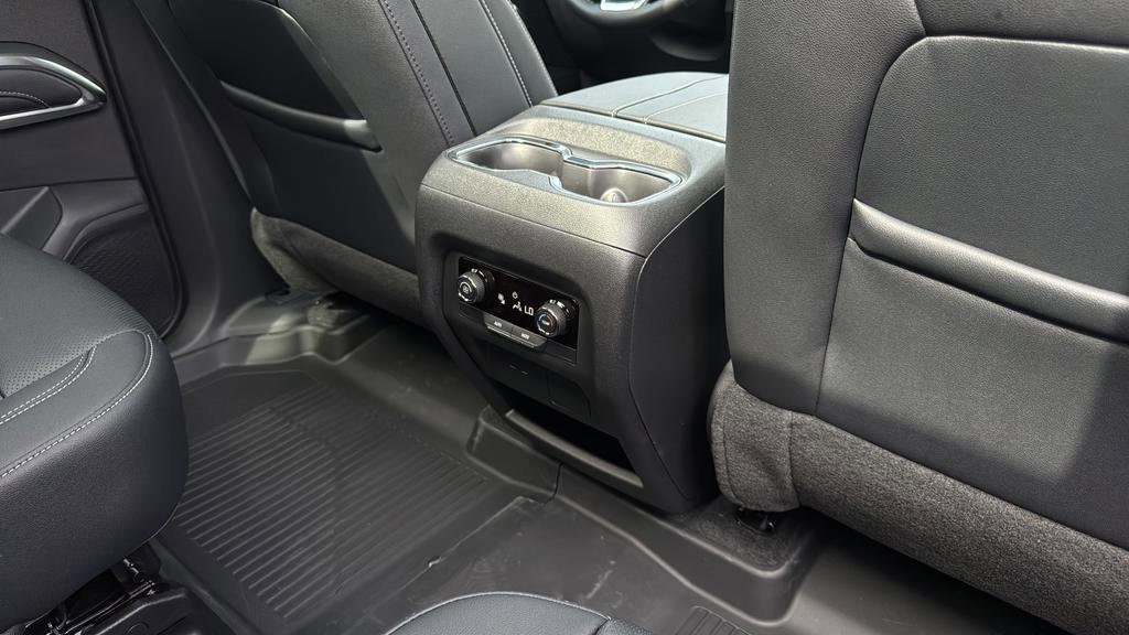 New 2026 Chevrolet Traverse LT 4D Sport Utility