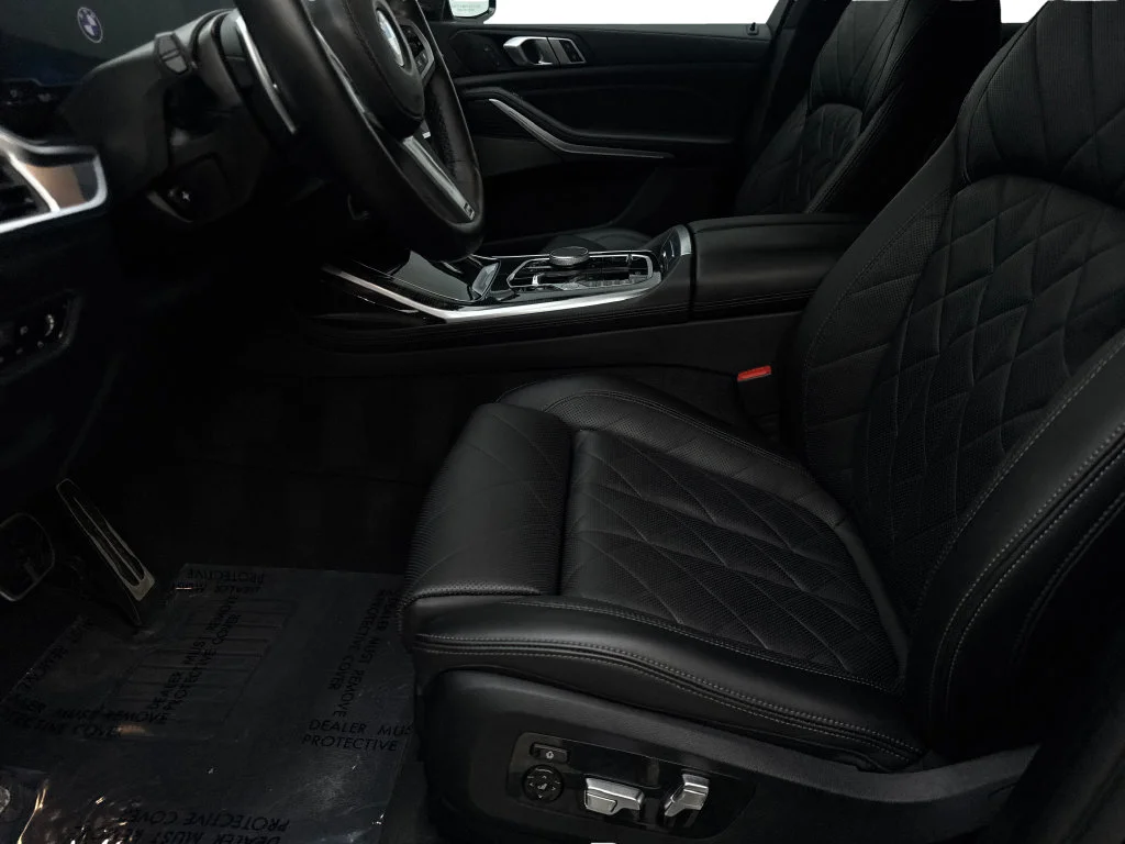 Used 2023 Black BMW xDrive40i image 29