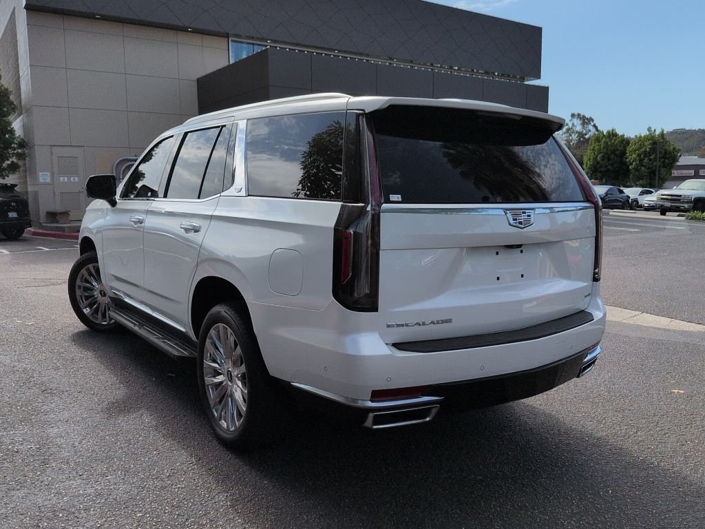 Used 2024 White Cadillac Premium Luxury image 5