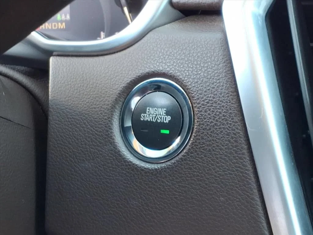 Used 2015 SILVER COAST METALLIC Cadillac Luxury Collection image 14