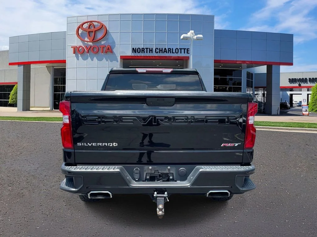 Used 2021 Black Chevrolet RST image 7