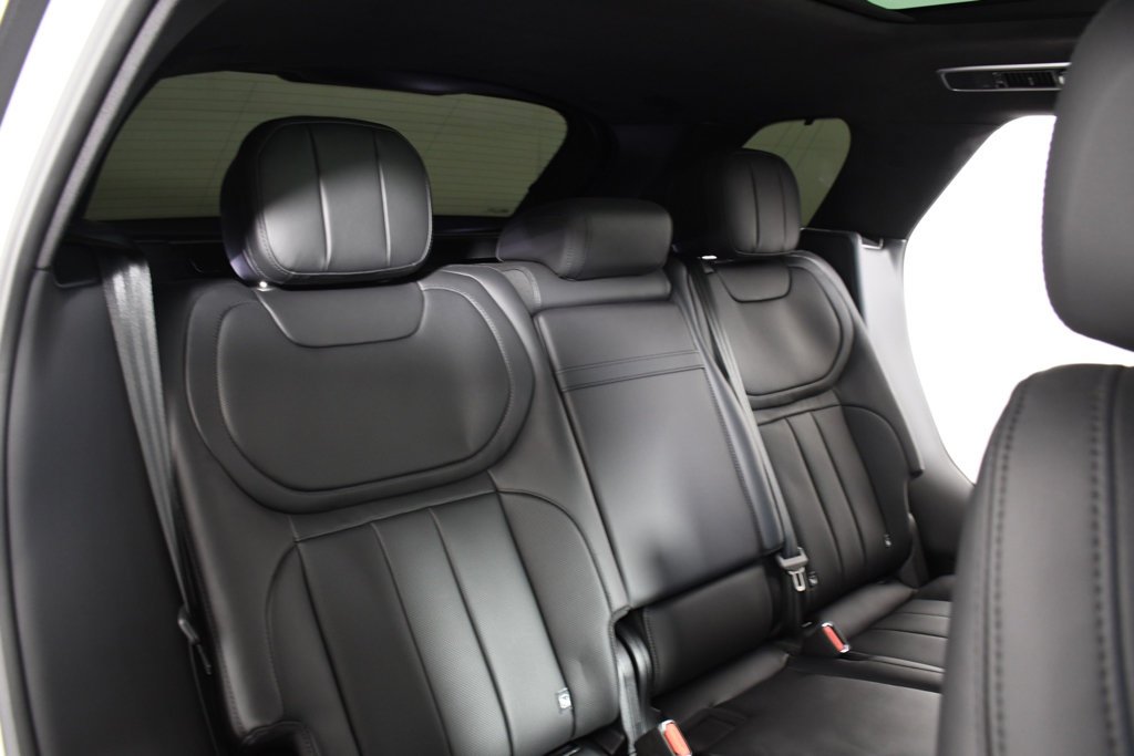 Used 2025 Borasco Grey Metallic Land Rover Autobiography image 22