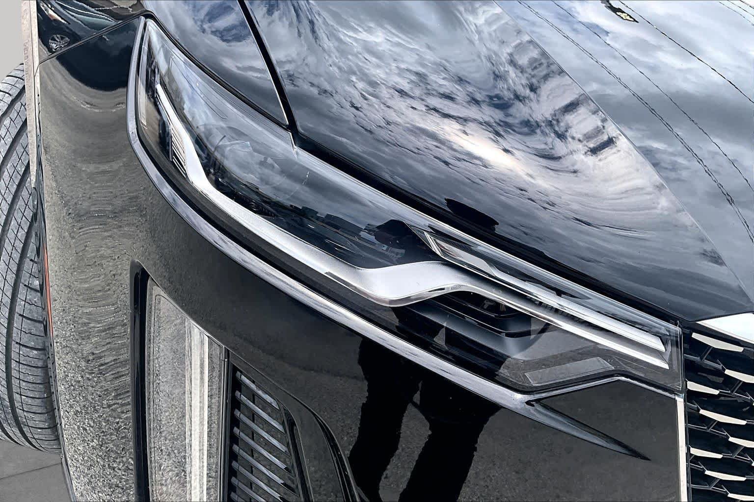 Used 2025 Stellar Black Metallic Cadillac FWD Premium Luxury image 27