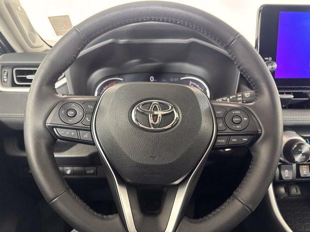 Used 2024 Black Toyota XLE Premium image 19